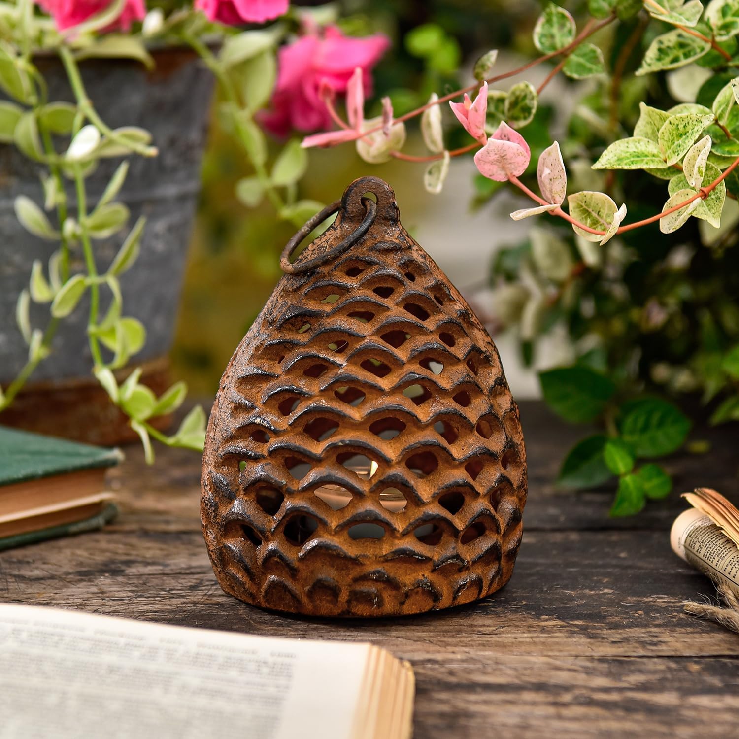 Sungmor Cast Iron Pinecone Candle Holder - Tabletop Decorative Tealight Lantern, Rustic Style Hanging Home Garden Decor, Vintage Stand for Votive or Flameless Candles-VerdiqueGarden