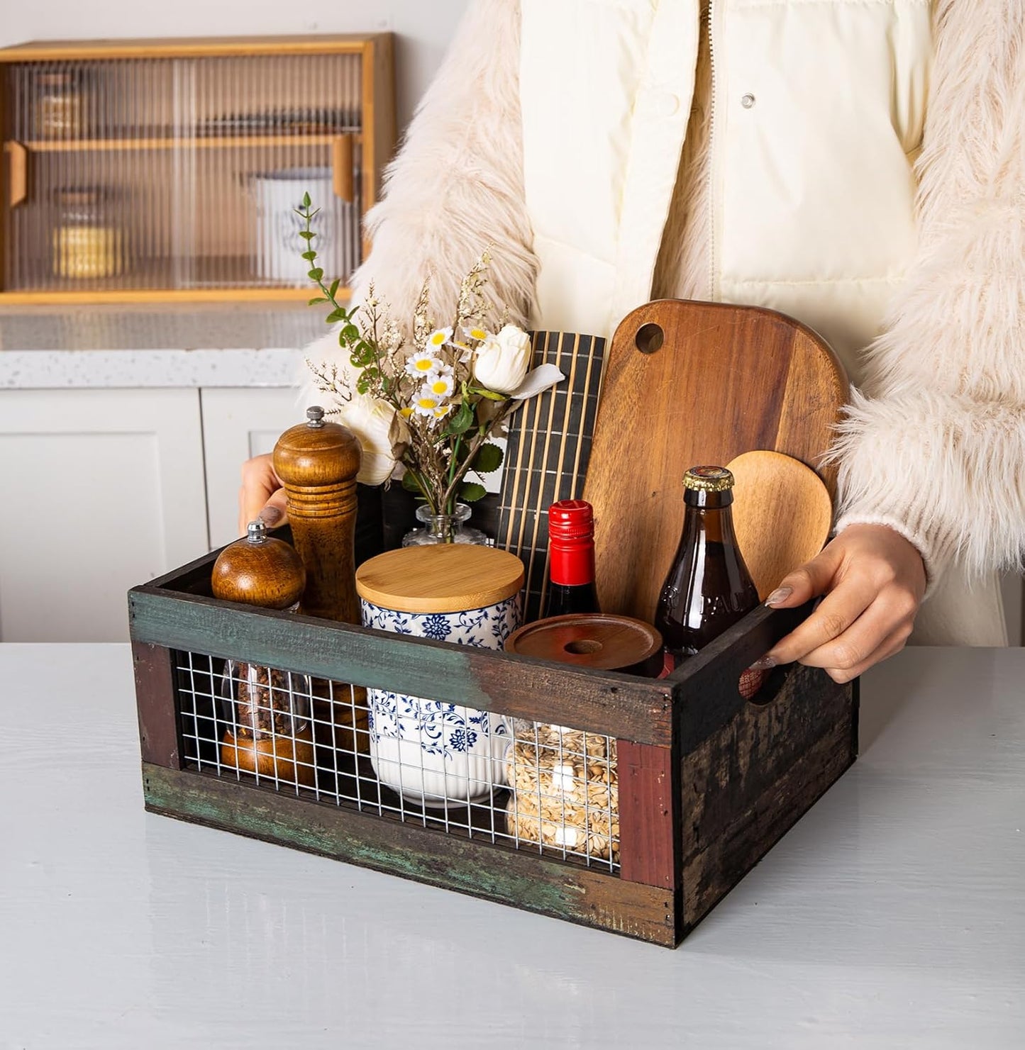 TIMRIS Set of 3 Rustic Wood Nesting Crates, Farmhouse Distressed Wooden Storage Boxes, Decorative Reclaimed Wood Organizer Baskets with Wire Mesh (Random)-VerdiqueGarden