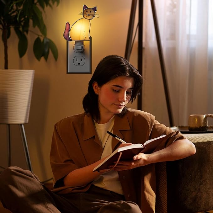 KY&BOSAM Cat Night Light Stained Glass Yellow Plug in Nightlight Decorative Wall Night Lights 7 Watt Bulb Accent Lite Night Memorial Gifts Pet Lost Sympathy Thoughtful Dogs and Cats Remembrance Decor-VerdiqueGarden