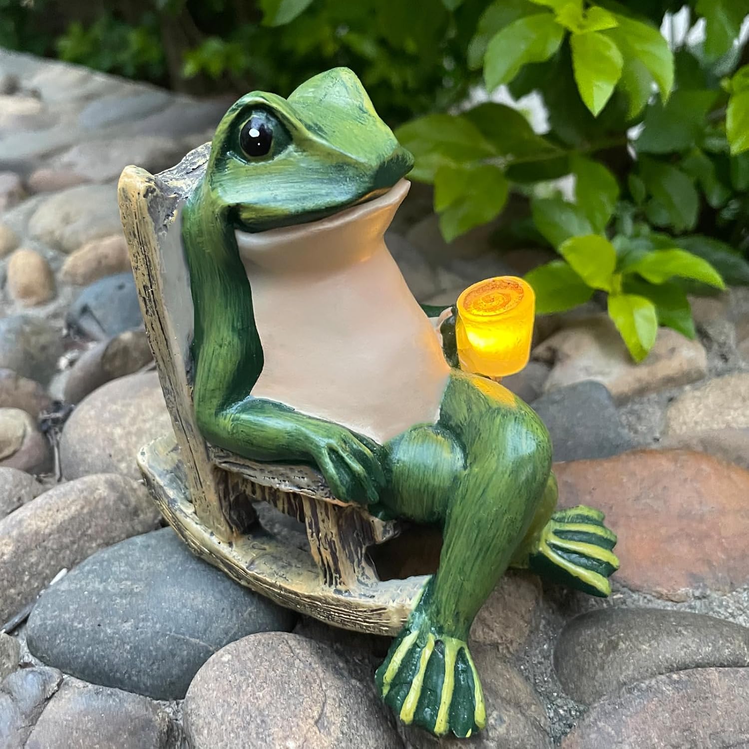 Frog Solar Lights Outdoor Garden Mini Frog Figurines Decor for Patio Yard Lawn Ornament Solar Garden Miniature Frog Decor Gift for Women Mother's Day Birthday Housewarming Gifts-VerdiqueGarden