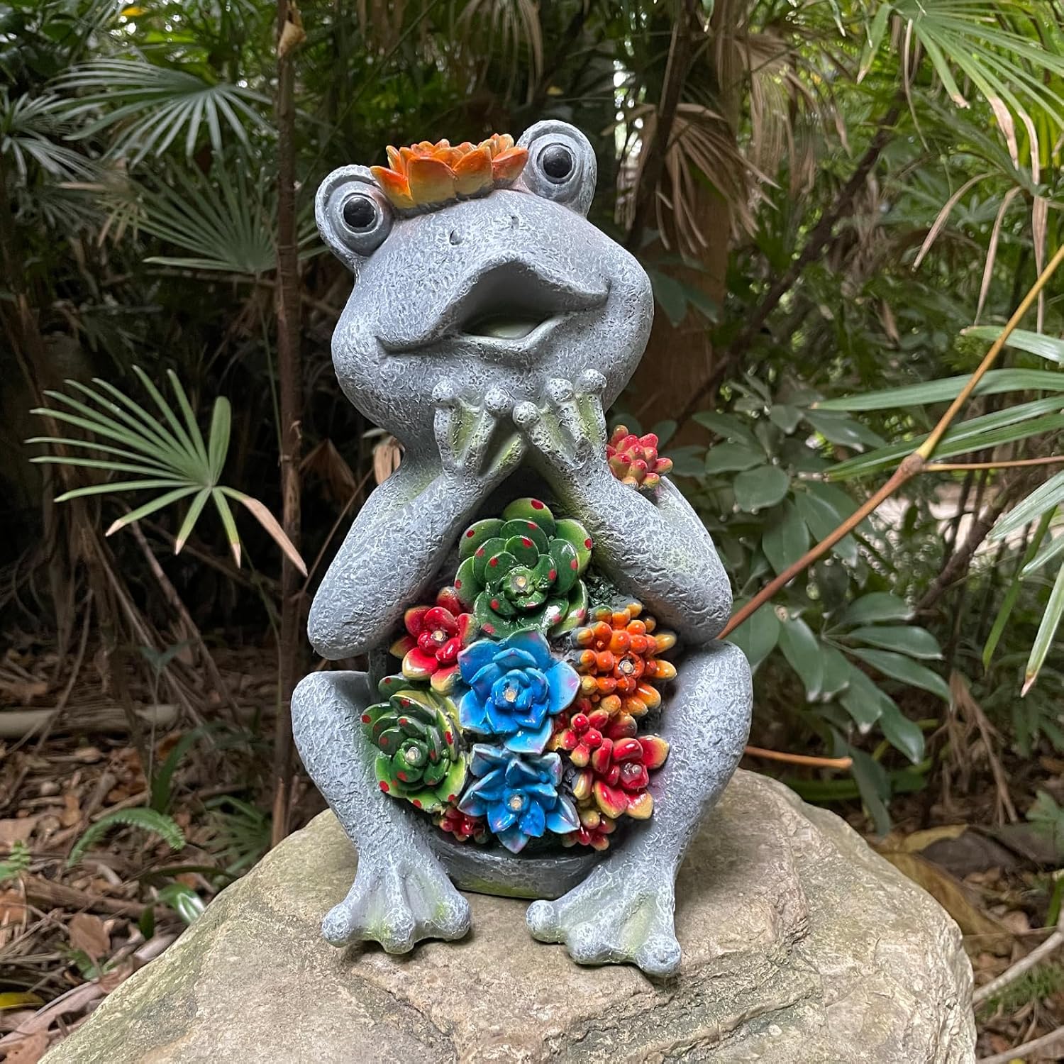 Solar Garden Frog Statues with Outdoor Light for Outdoor Decor Succulent and 8 LED Lights Solar Frog Art Decor for Lawn Yard Decor Gifts for Women Mother's Day Birthday-VerdiqueGarden