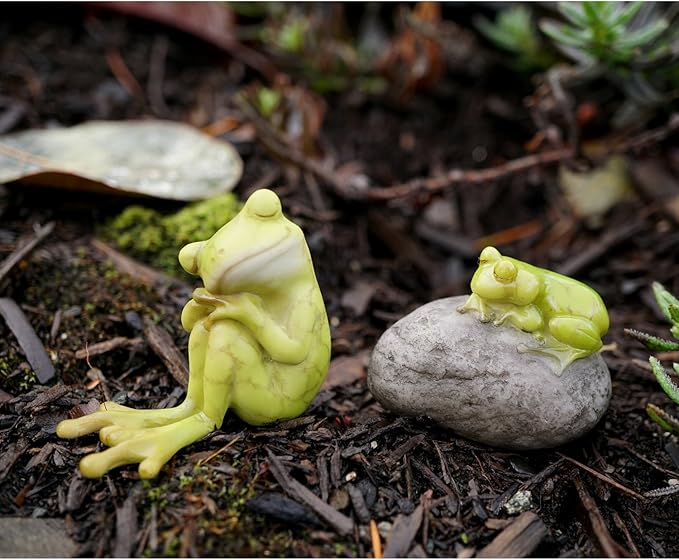 Top Collection Miniature Fairy Garden and Terrarium Statue, Frog Resting-VerdiqueGarden
