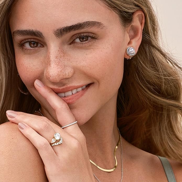 Thunaraz Elegant Clip on Earrings for Women Crystal Wedding Earrings Clip on Rhinestone Dance Competition Stage Opera Performance Earrings Formal Earrings for Brides Bridesmaids Non Pierced Jewelry