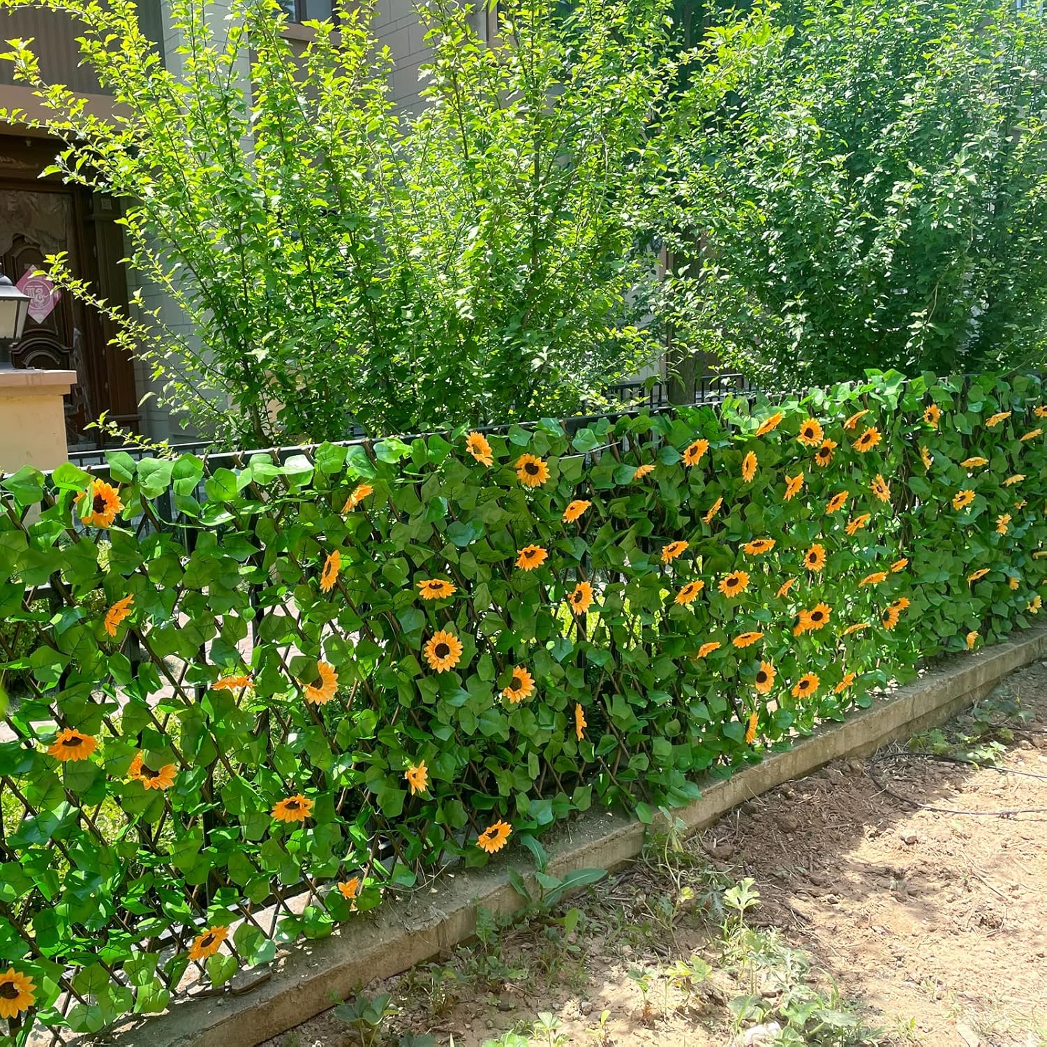 Expandable Fence Privacy Screen for Balcony Patio Outdoor,Decorative Faux Ivy Fencing Panel,Artificial Hedges (Single Sided Leaves) (1, Sunflowers)-VerdiqueGarden