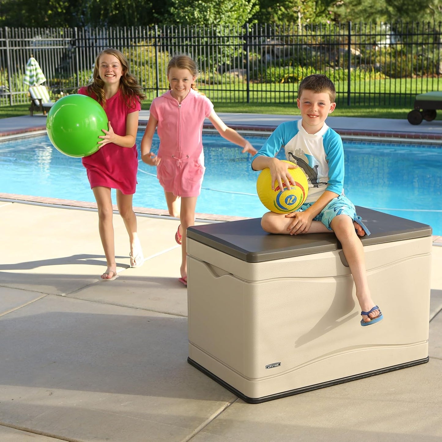 Lifetime 60103 Deck Storage Box, 80 Gallon, Desert Sand/Brown-VerdiqueGarden