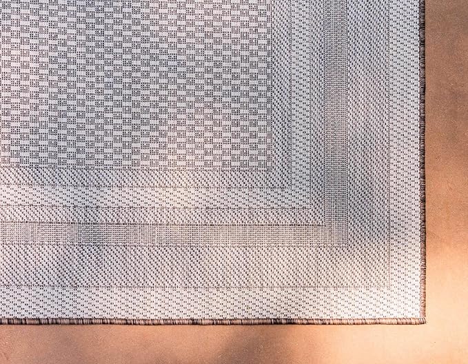 Unique Loom Outdoor Border Collection Area Rug - Soft Border (4' 1" x 6' 1" Rectangle, Brown/ Ivory)-VerdiqueGarden
