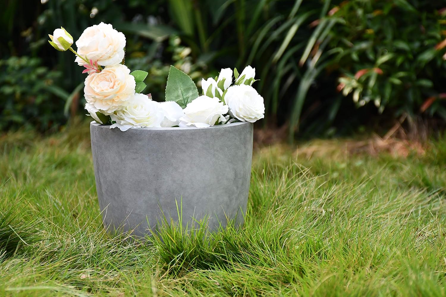 Kante 14 Inch Dia Round Concrete Planter, Indoor Outdoor Large Plant Pot with Drainage Hole and Rubber Plug for Home Patio Garden, Natural Concrete-VerdiqueGarden