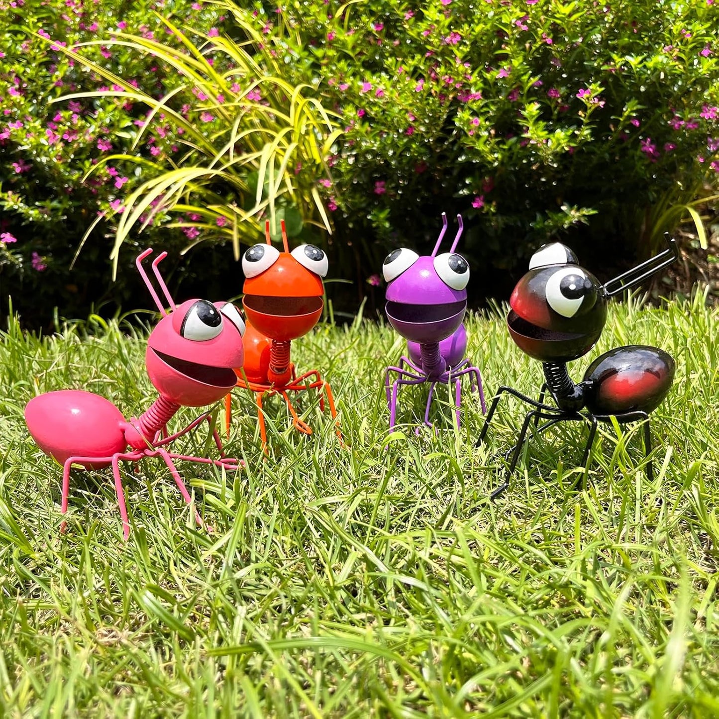 Metal Yard Art Garden Decor for Outside Cute Ants Yard Decorations Outdoor Lawn Ornaments Backyard Gifts for Mom - Set of 4-VerdiqueGarden
