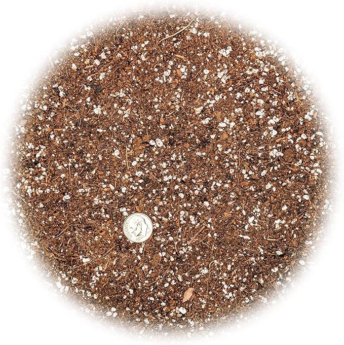 Organic Potting Soil for Tomato Plants - 4 Quart - Hand-Mixed with Natural Ingredients for Optimal Growth and Nutrient Retention-VerdiqueGarden