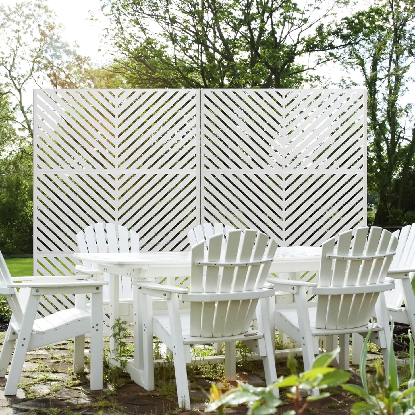 Metal Privacy Screen Outdoor 72" H×47" W,Freestanding Decorative Privacy Screen for Balcony Yard&Garden, Privacy Fence-White&Arrow-VerdiqueGarden