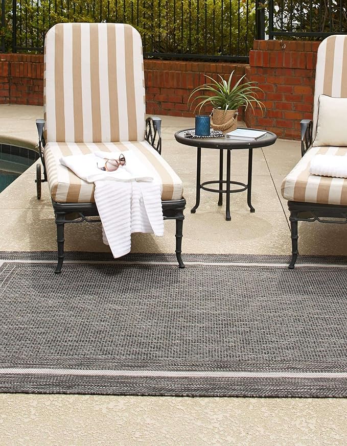 Unique Loom Outdoor Border Collection Area Rug - Soft Border (5' 3" x 7' 1" Rectangle Black/Ivory)-VerdiqueGarden