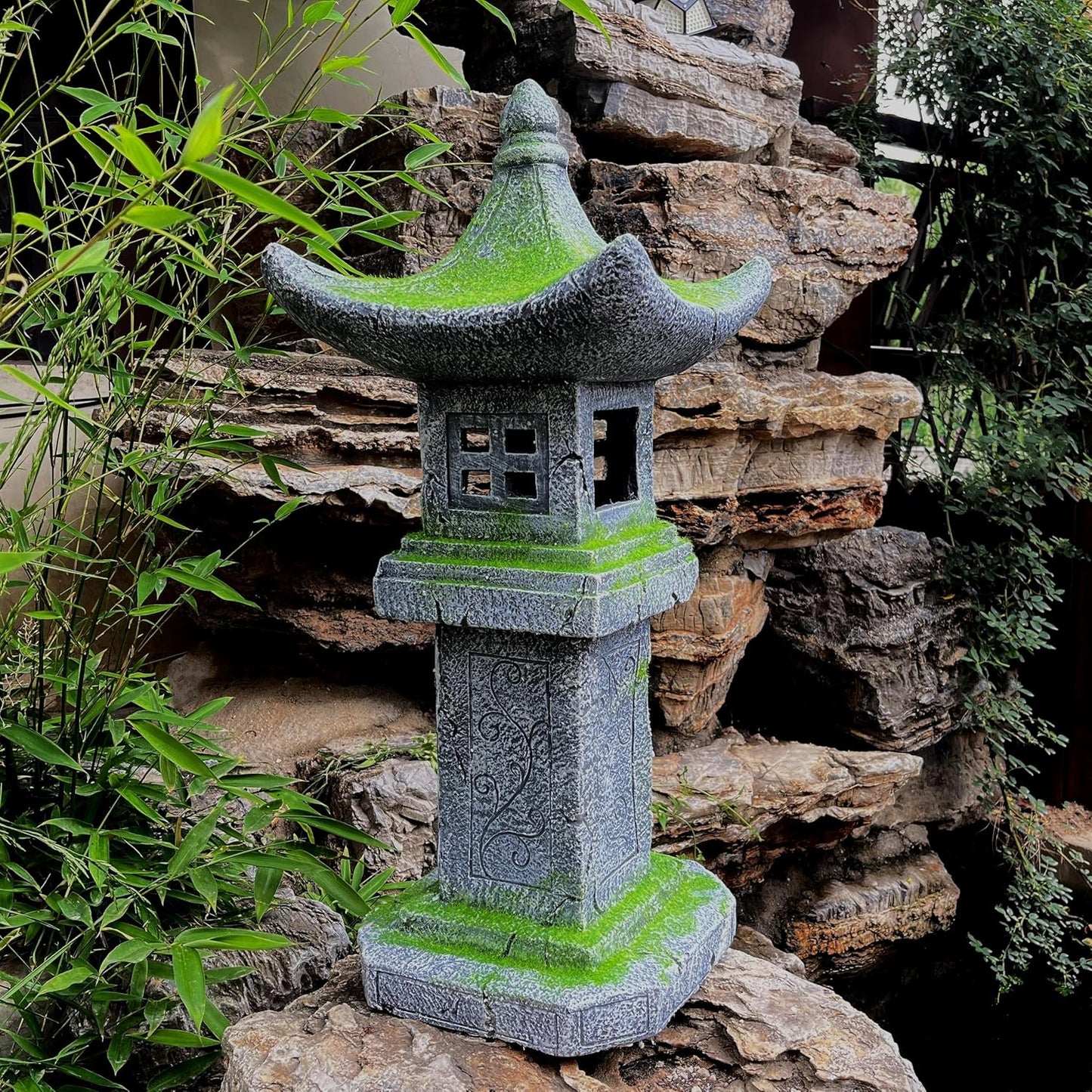 31.5’’High Japanese Pagoda Statue Moss-Covered Retro Miniature Tower Lantern Garden Decoration Figurines Outdoor Asian Decoration Zen Courtyard Landscape…-VerdiqueGarden